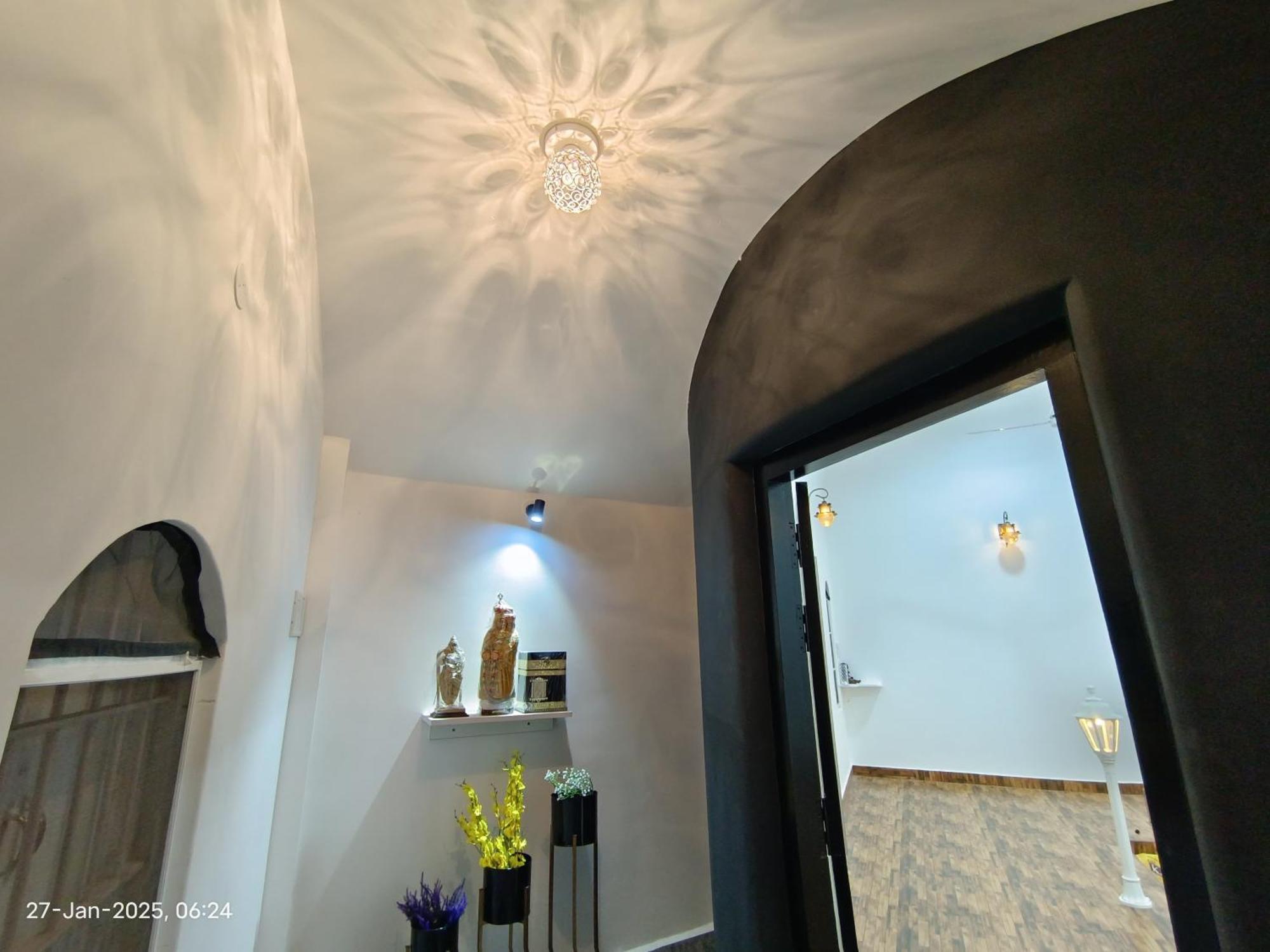 Caveman Guest House Пудучеррі Екстер'єр фото