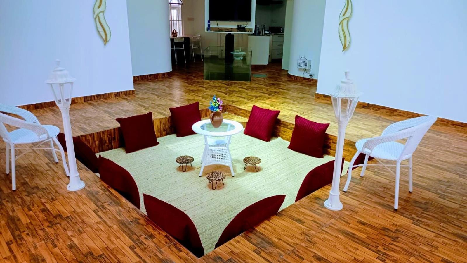 Caveman Guest House Пудучеррі Екстер'єр фото